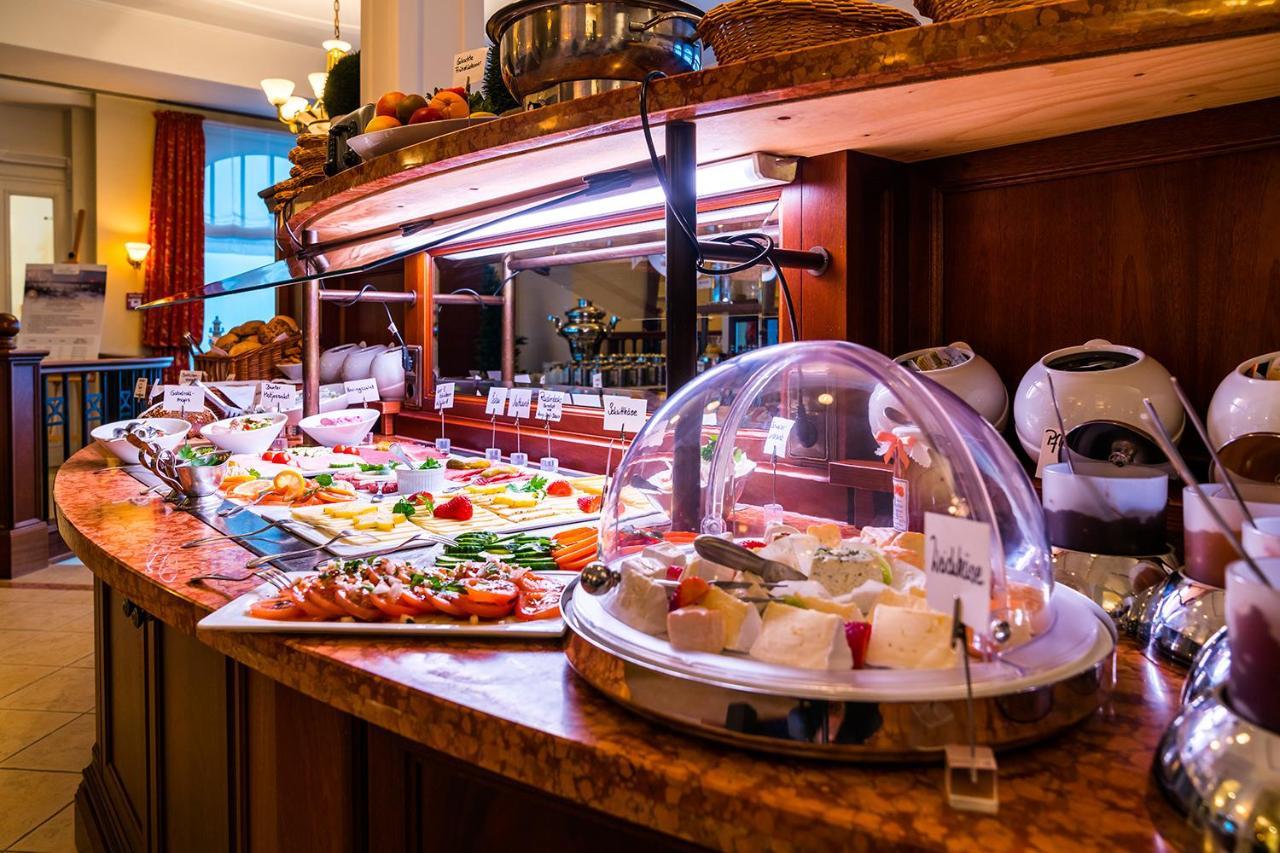 Strandhotel Ostfriesenhof Боркум Екстериор снимка