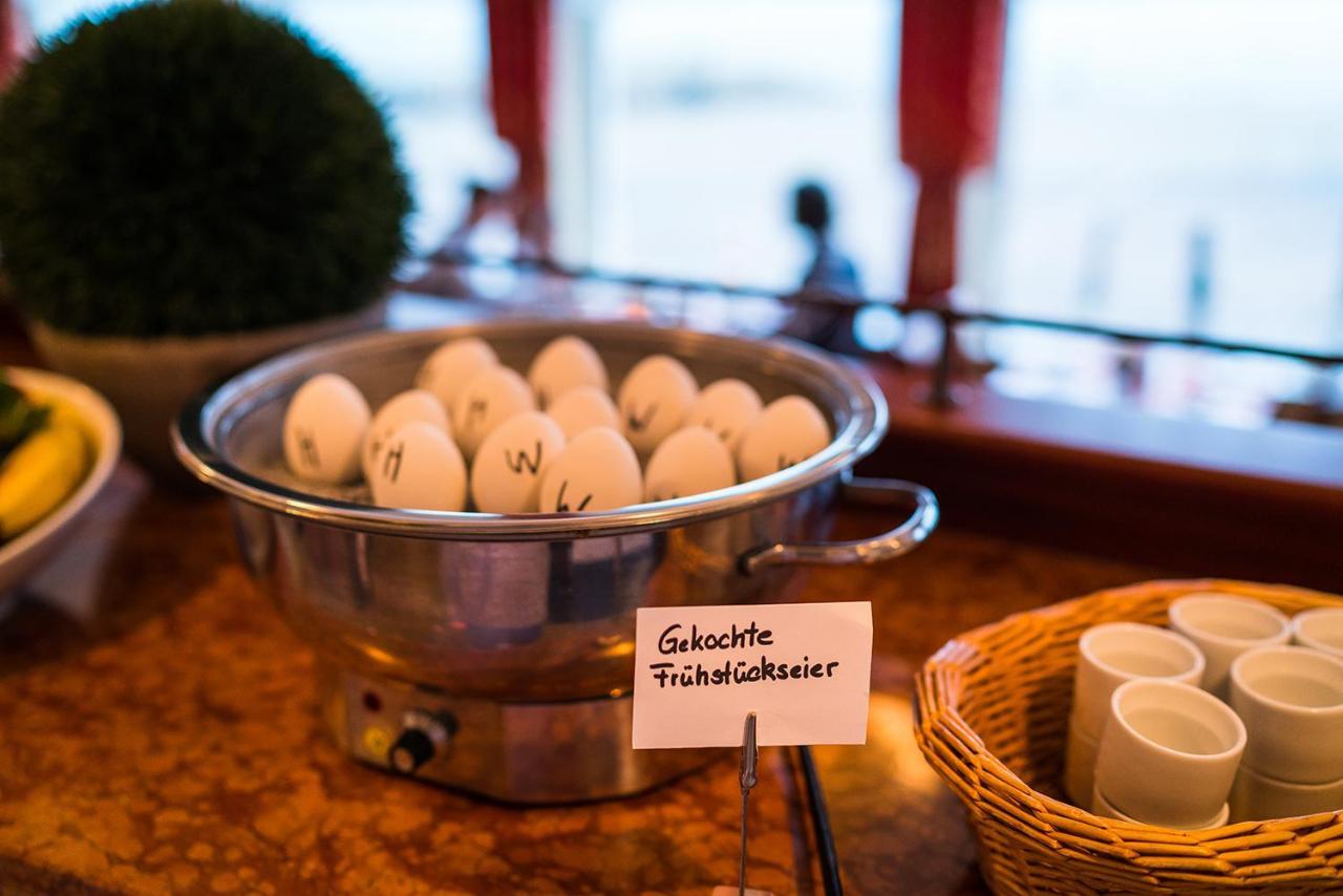 Strandhotel Ostfriesenhof Боркум Екстериор снимка