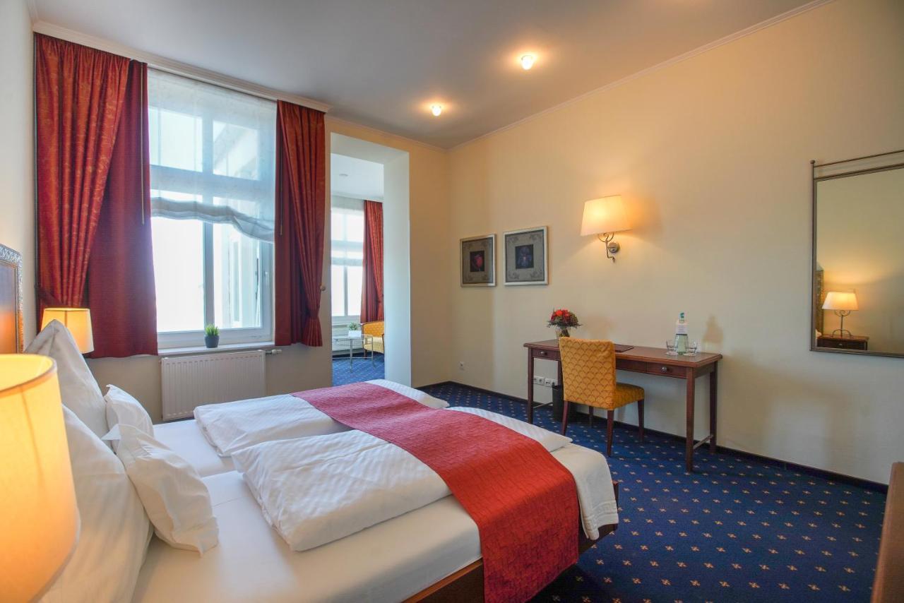 Strandhotel Ostfriesenhof Боркум Екстериор снимка